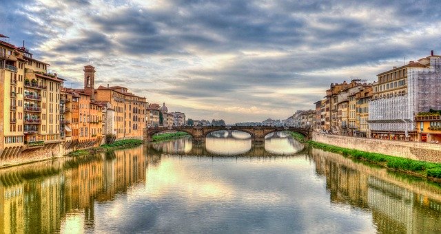 Rieka Arno, Florencia.jpg